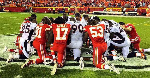 Image result for Nfl players praying